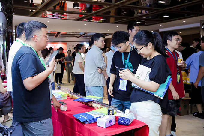 首届宠物营养与食品学术会议：促进宠物产业经济健康发展