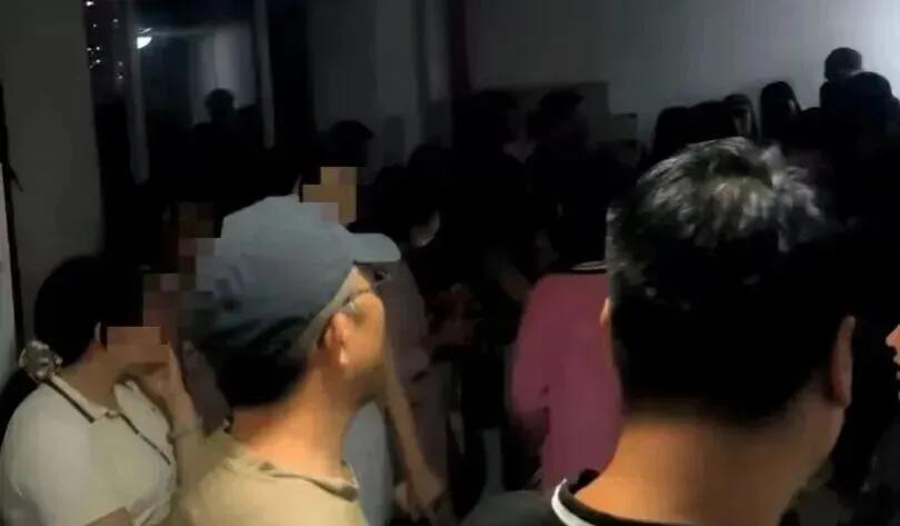 重庆通报“山姆打包哥”虐待猫狗事件 重庆通报“山姆打包哥”虐待猫狗事件