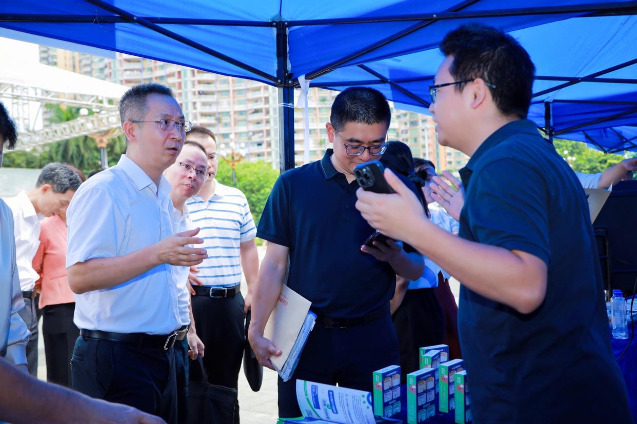汪喵灵灵参与广东省“犬风铃”狂犬病防控行动,推动狂犬病防控规范普及养宠理念 汪喵灵灵参与广东省“犬风铃”狂犬病防控行动,推动狂犬病防控规范普及养宠理念